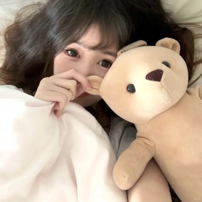 皮裘大衣女人